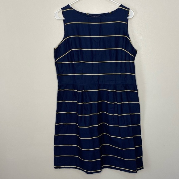 Tommy Hilfiger Navy Striped Fit & Flare Dress SZ 10 - Picture 1 of 7